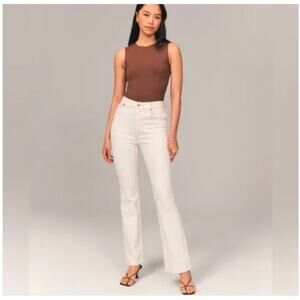 Abercrombie & Fitch Women’s Sz 28 Ivory Ecru Ultra High Rise Flare Jeans Denim
